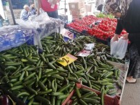 GARIBAN - Pazarda Sebze Fiyatları Düşüşe Geçti