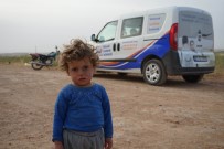 FIRAT KALKANI - Sınır Ötesindeki Suriyelilere Yardım Eli