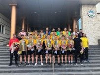 ŞAMPİYONLUK KUPASI - Talasgücü Belediyespor Kupasını Aldı