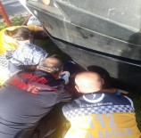 ERCIYES ÜNIVERSITESI - Tramvayın Altında Kalan Yaşlı Kadın Yaralı Olarak Kurtarıldı