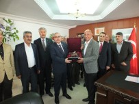 İLKER GÜNDÜZÖZ - Vali Gündüzöz'den Başkan Altın'a Ziyaret