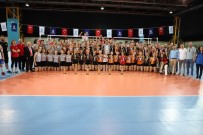 ECZACıBAŞı - Voleybol Küçük Erkekler Ve Kızlar Türkiye Şampiyonası Sona Erdi