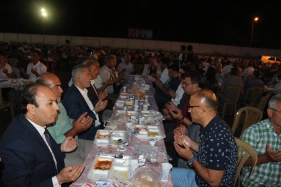 AK Parti Marmaris İlçe Teşkilatından  İftar Yemeği