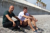 OLİMPİYAT ŞAMPİYONU - Antalya'da İşitme Engelli Milli Sporcunun Şezlong Parası Vermediği Gerekçesiyle Plajdan Çıkartıldığı İddiası