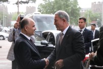 ŞEHMUS GÜNAYDıN - Bakan Akar, Kayseri Valiliği'ni Ziyaret Etti