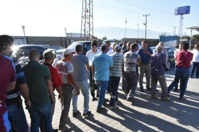 Başkan Özcan İşçilerle Bayramlaştı