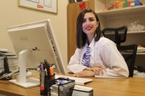 KANSEROJEN MADDE - Bayramda Tatlı Ve Karbonhidrat Uyarısı