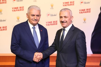 Binali Yıldırım Açıklaması 'Öğretmenlere Toplu Taşıma Ücretsiz Olacak'