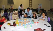 İFTAR YEMEĞİ - Gençler Geleneksel İftar Yemeğinde Buluştu