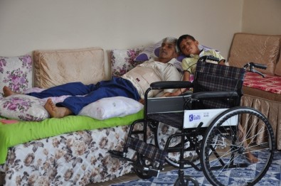 İncirliova'da Bayram Öncesi İki Engelli Daha Sevindirildi