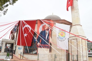 Tarsus Huzur Cami İbadete Açıldı