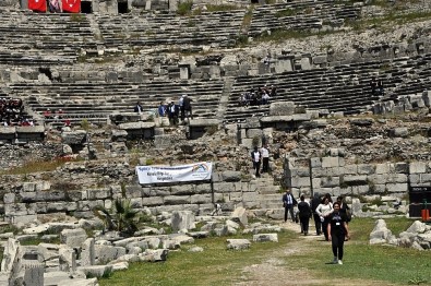 Aydın'da Liseler Antik Kentte Yarıştı