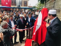 ORHAN ARSLAN - Başkan Öz Atatürk Büstünün Açılışını Yaptı