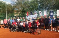 TENİS KULÜBÜ - Büyükelçiler Tenis Kortunda Ter Döktü