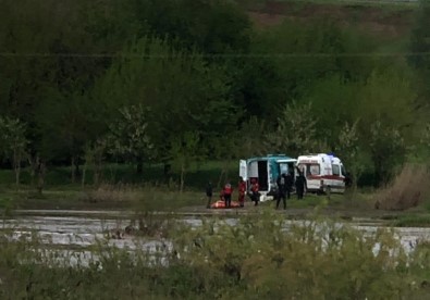 Dicle Nehrine Atlayan Kadının Cansız Bedenine Ulaşıldı