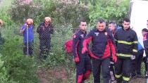 SADIK AHMET - GÜNCELLEME 2 - Yolcu Otobüsü Şarampole Devrildi Açıklaması 2 Ölü, 29 Yaralı
