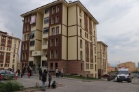 ERCIYES ÜNIVERSITESI - Kanepe Yandı 7 Kişi Hastanelik Oldu