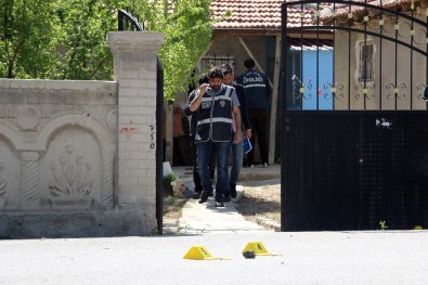 Karaman'da Silahlı Kavga Açıklaması 1'İ Ağır 2 Yaralı