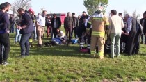 SERVİS OTOBÜSÜ - Konya'da İşçi Servisi Tırla Çarpıştı Açıklaması 1 Ölü, 24 Yaralı
