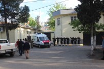 ŞEHİT YÜZBAŞI - Şehit Yüzbaşı Celalettin Özdemir'in Naaşı Gaziantep'e Getirildi
