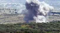 SAVAŞ HELİKOPTERİ - Suriye İle Rus Uçak Ve Helikopterleri İdlib Kırsalını Bombaladı Açıklaması 4 Ölü