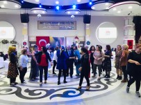 ANNELER GÜNÜ - Türk Sağlık-Sen'den Anlamlı Yemek