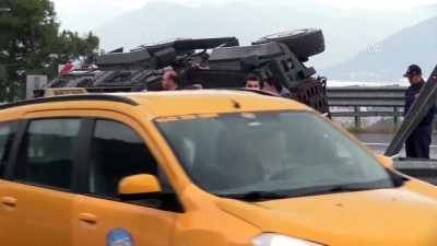 Muğla'da Zırhlı Polis Aracı Devrildi Açıklaması 2 Yaralı