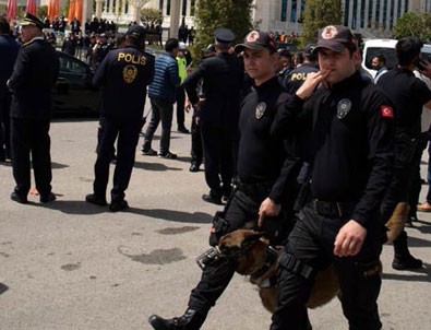 Şehit cenazesinde 34 kişi gözaltına alındı