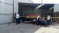 OLAY YERİ İNCELEME - Antalya'da Kolunu İş Makinesine Kaptıran Genç Hayatını Kaybetti