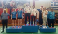 MEHMET ÇAPAR - Badmintonda 2 Bronz, 1 Altın Madalya