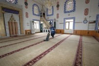RAMAZAN AYı - Hacılar Belediyesi'nden Cami Temizliği