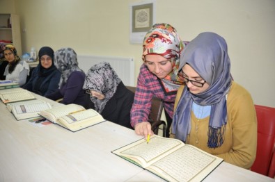 Karaman Belediyesi'nden Kadınları Yönelik Mukabele