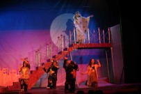 BEDEN DILI - Tiyatronun Yıldızları Karşıyaka'da Yetişecek