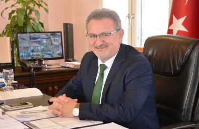 Bu Vakıf Çeyrek Asırda 7 Bin 284 Öğrenci Mezun Etti