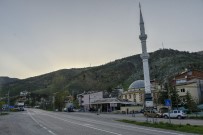KıRıKLı - Bu Köyde 14 Yıldır Ramazan Ayında Yoldan Geçene Ücretsiz İftar Veriliyor