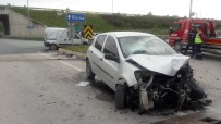 GÖRÜKLE - Bursa'da Trafik Kazası Açıklaması 1 Ölü, 2 Yaralı