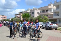 KOMPOZISYON - Didimli Öğrenciler Bisikletle Trafikte Farkındalığa Dikkat Çekti