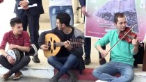 EUROVİSİON ŞARKI YARIŞMASI - Filistinli Sanatçılardan AB'ye 'İsrail'de Eurovision İptal Edilsin' Çağrısı