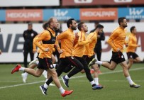 METİN OKTAY - Galatasaray Taktik Çalıştı