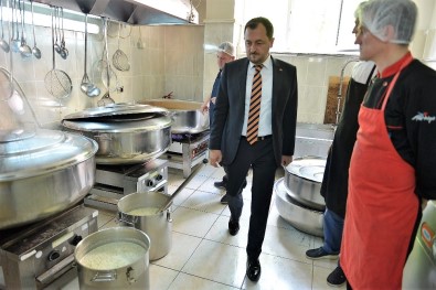 'Gönül Sofraları'Nın Kaynağı Hayırseverler