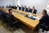 ÜMİT HÜSEYİN GÜNEY - Kaymakam Güney Açıklaması 'Muhtarlarımız Bizlerin Baş Tacıdır'