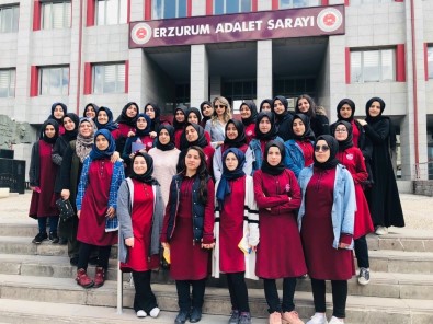 Şehit Hasan Yılmaz KAİHL Proje Okulu Öğrencileri Adliye'de