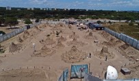 DENIZ KıZı - 8 Ülkeden 15 Heykeltıraşın 10 Bin Ton Üzerinde Kum Kullandığı Festivale 200 Bin Ziyaretçi Bekleniyor