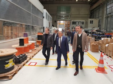 Başkan Büyükkılıç, Bakan Akar İle Görüştü