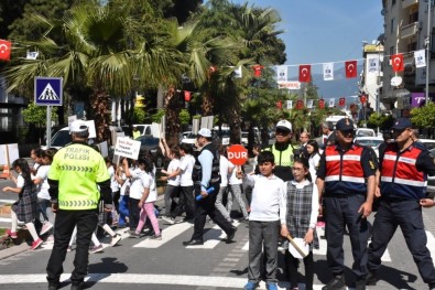 Edremit Belediyesi'nin Trafik Çalışmaları Ödüllendirildi