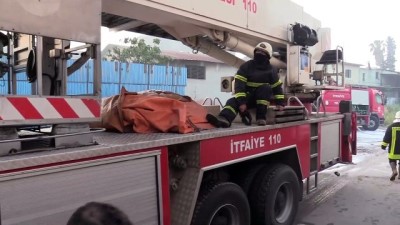 GÜNCELLEME - Adana'da Geri Dönüşüm Fabrikasında Yangın
