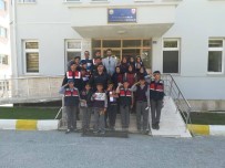 TRAFİK DENETİMİ - Hüyük'te İmam Hatip Ortaokulu Öğrencilerinden Jandarmaya Ziyaret Etti