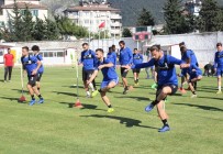 KARABÜKSPOR - İlhan Palut Açıklaması 'İlk İki İçin Umudumuz Var Ama Kolay Değil'