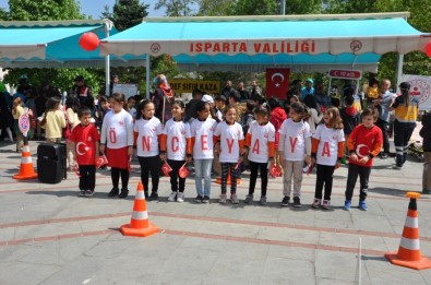 Isparta'da 'Yaya Öncelikli Trafik Haftası' Etkinlikleri