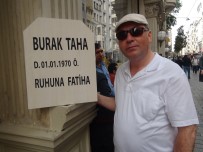 MEZAR TAŞI - Kendi Mezar Taşını Yaptırıp Taksim'de Dolaştı